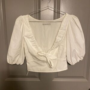 Abercrombie & Fitch Cream Puff Sleeve Blouse